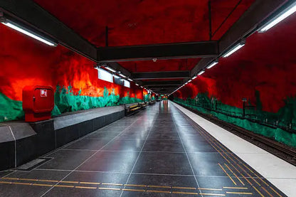 Visite à pied gratuite du métro souterrain de Stockholm : L'art sous la ville