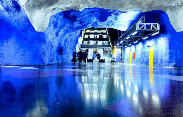 Visite à pied gratuite du métro souterrain de Stockholm : L'art sous la ville